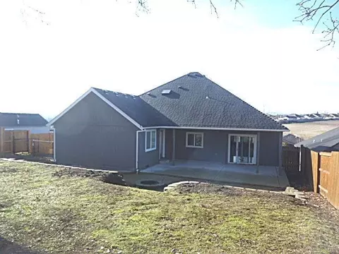 1159 Highlands Dr, Eagle Point, OR 97524 photo 9