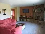 554 Pyle Dr, Grants Pass, OR 97527 photo 3
