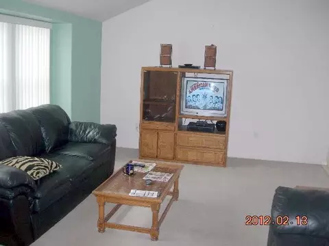657 Karic Way, Eagle Point, OR 97524 photo 3