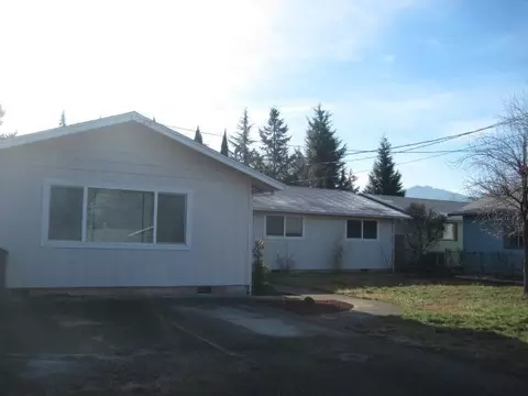 106 Elm St, Phoenix, OR 97535 photo 15