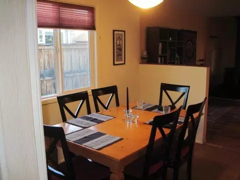 106 Elm St, Phoenix, OR 97535 photo 2