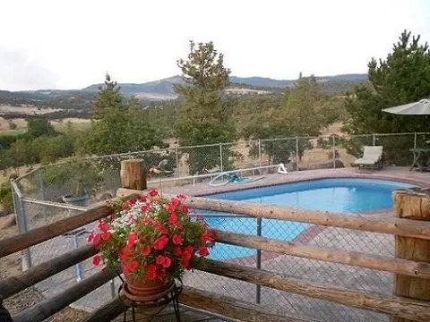 1015 Salt Creek Rd, Eagle Point, OR 97524 photo 5