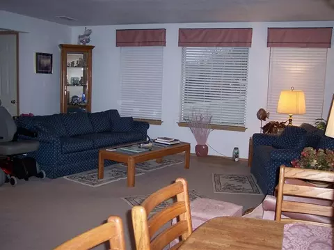 90 Christa Ln, Eagle Point, OR 97524 photo 6