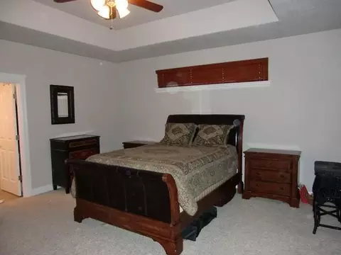630 Barton, Eagle Point, OR 97524 photo 11