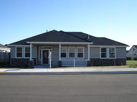 630 Barton, Eagle Point, OR 97524 photo 1