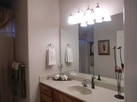 630 Barton, Eagle Point, OR 97524 photo 9
