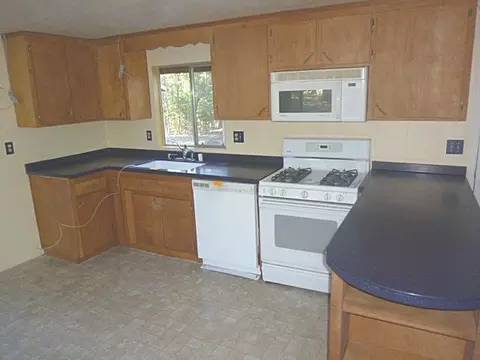 2280 Laurel Rd, Cave Junction, OR 97523 photo 5