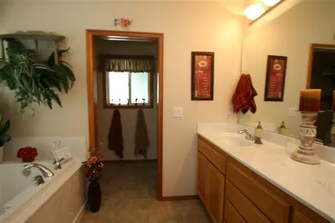 157 Orchardview Ave, Central Point, OR 97502 photo 10