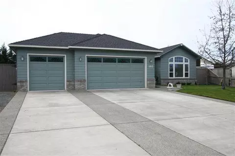 157 Orchardview Ave, Central Point, OR 97502 photo 1
