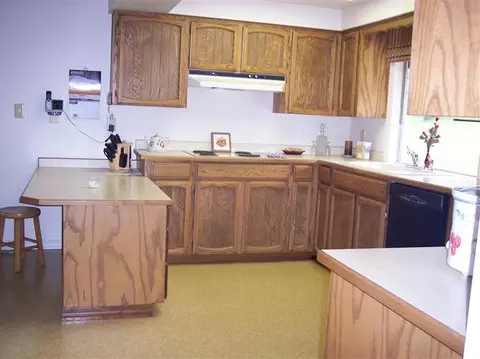 901 Rogue River Dr, Eagle Point, OR 97524 photo 8