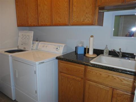 410 Leandra Ln, Eagle Point, OR 97524 photo 10