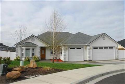 410 Leandra Ln, Eagle Point, OR 97524 photo 1