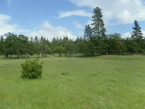 15644 Hwy 62, Eagle Point, OR 97524 photo 24