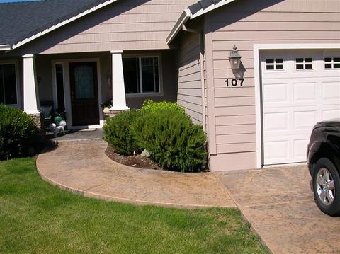 107 Aberdeen Ln, Eagle Point, OR 97524 photo 2