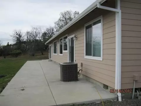 700 Borilla Cir, Eagle Point, OR 97524 photo 10