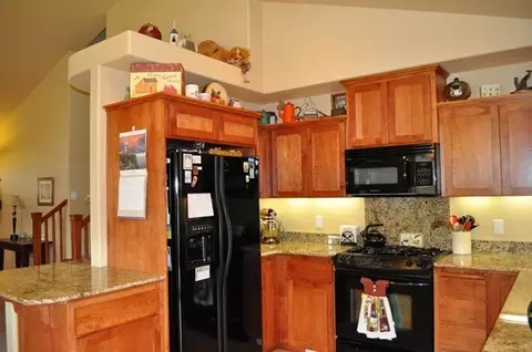 200 Westbrook Dr, Rogue River, OR 97537 photo 5