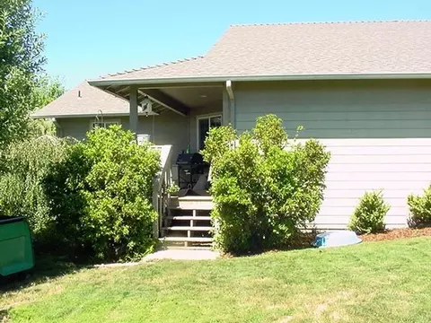 325 Meadow View Dr, Phoenix, OR 97535 photo 21