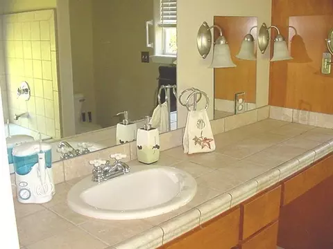 325 Meadow View Dr, Phoenix, OR 97535 photo 17