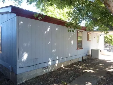 515 Meadow Ln, Eagle Point, OR 97524 photo 3