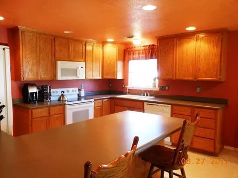 2634 Devonshire Pl, Central Point, OR 97502 photo 6