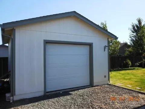 2634 Devonshire Pl, Central Point, OR 97502 photo 2