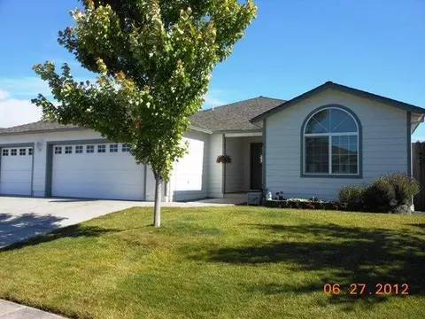 2634 Devonshire Pl, Central Point, OR 97502 photo 1