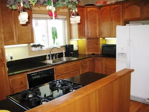 822 Amerman Dr, Phoenix, OR 97535 photo 8