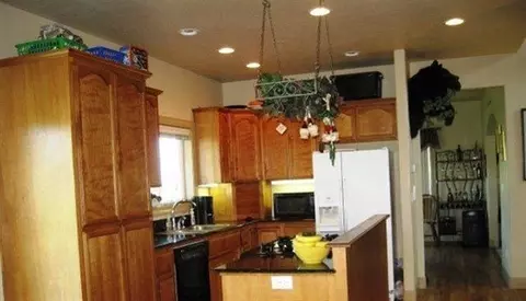 822 Amerman Dr, Phoenix, OR 97535 photo 10