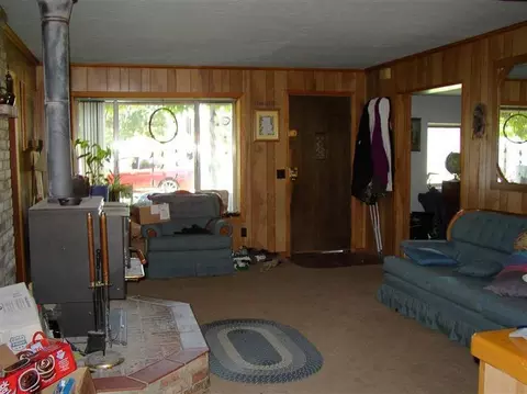 6866 Pinehurst St, Central Point, OR 97502 photo 2