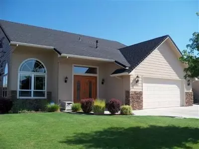 191 Bellerive Dr, Eagle Point, OR 97524 photo 1