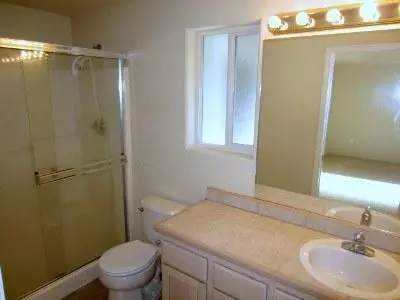 1255 Rochelle Ct, Central Point, OR 97502 photo 12