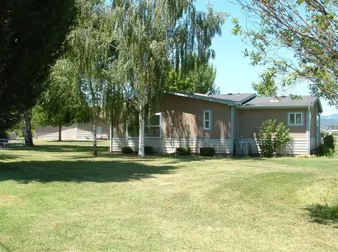 2946 Phillips Way, Central Point, OR 97502 photo 9