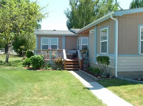 2946 Phillips Way, Central Point, OR 97502 photo 3