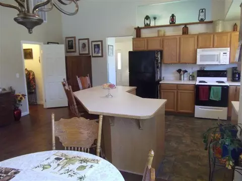 34 Pineridge Ln, Eagle Point, OR 97524 photo 5
