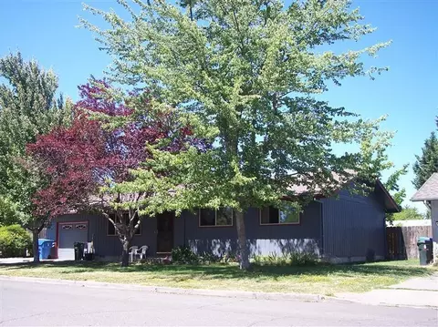 500 Elm Way, Eagle Point, OR 97524 photo 1