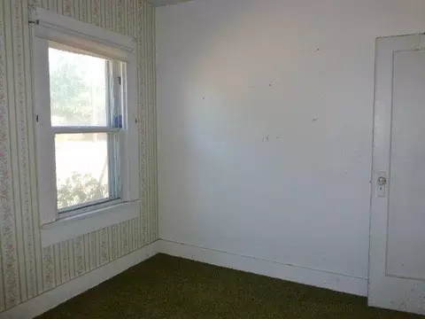 415 Pine St, Phoenix, OR 97535 photo 6