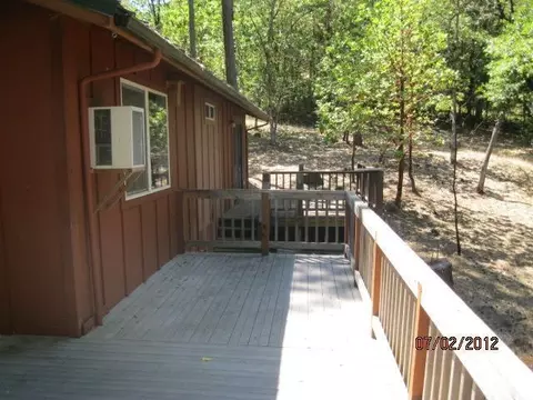 635 Greenleaf Dr, Eagle Point, OR 97524 photo 8
