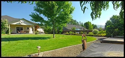 109 Walnut Pl, Phoenix, OR 97535 photo 25