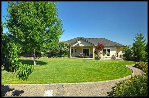 109 Walnut Pl, Phoenix, OR 97535 photo 20