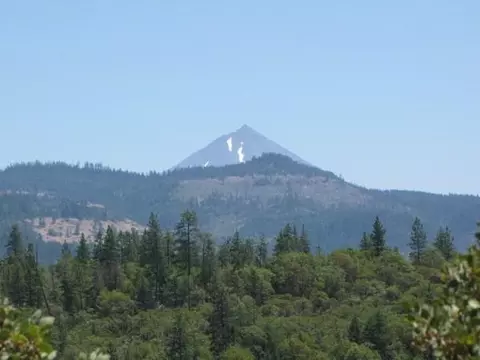 3200 Worthington Rd, Eagle Point, OR 97524 photo 9