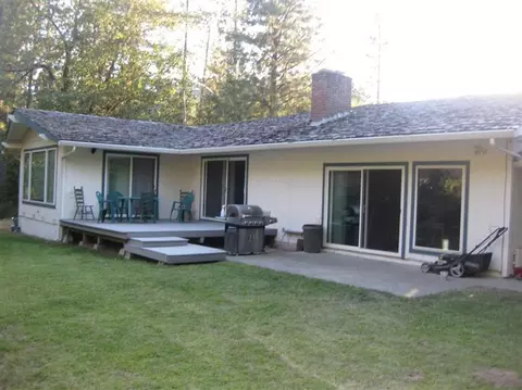 4352 Evans Rd, Rogue River, OR 97537 photo 2