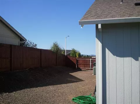 450 N Deanjou, Eagle Point, OR 97524 photo 5