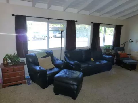 248 S Third St, Central Point, OR 97502 photo 6