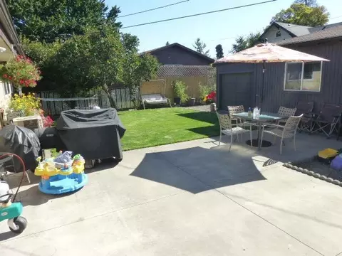 248 S Third St, Central Point, OR 97502 photo 15
