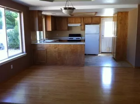 418 Montclair Way, Eagle Point, OR 97524 photo 6