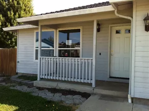 418 Montclair Way, Eagle Point, OR 97524 photo 2