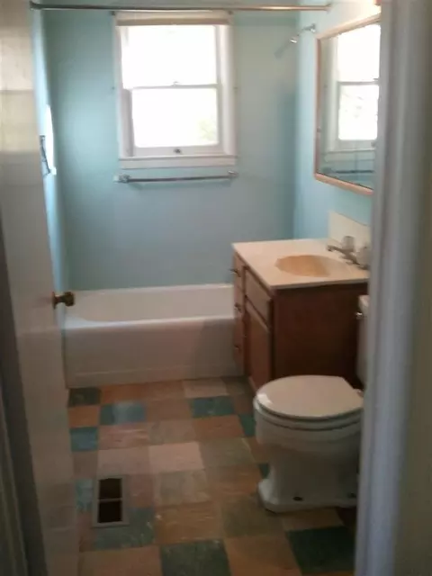 186 E Gregory, Central Point, OR 97502 photo 6
