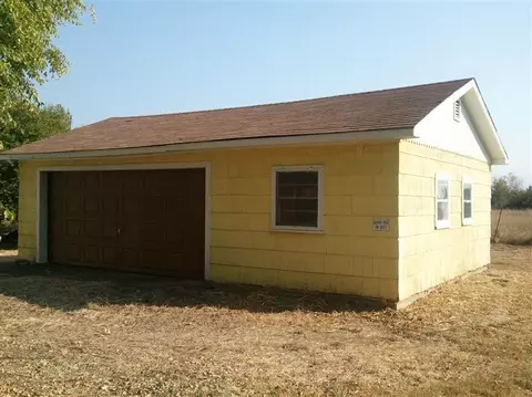 186 E Gregory, Central Point, OR 97502 photo 3