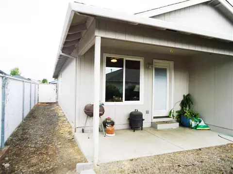 448 Montclair Way, Eagle Point, OR 97524 photo 10