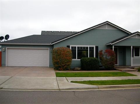 110 Aberdeen Ln, Eagle Point, OR 97524 photo 2